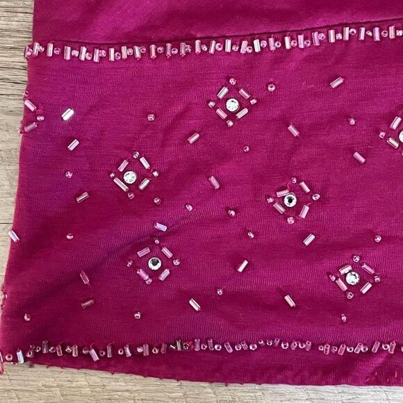 Marciano Boho Cold Shoulder Flutter Sleeve Fuchsia Knit Beaded Blouse Size XS - Picture 4 of 7